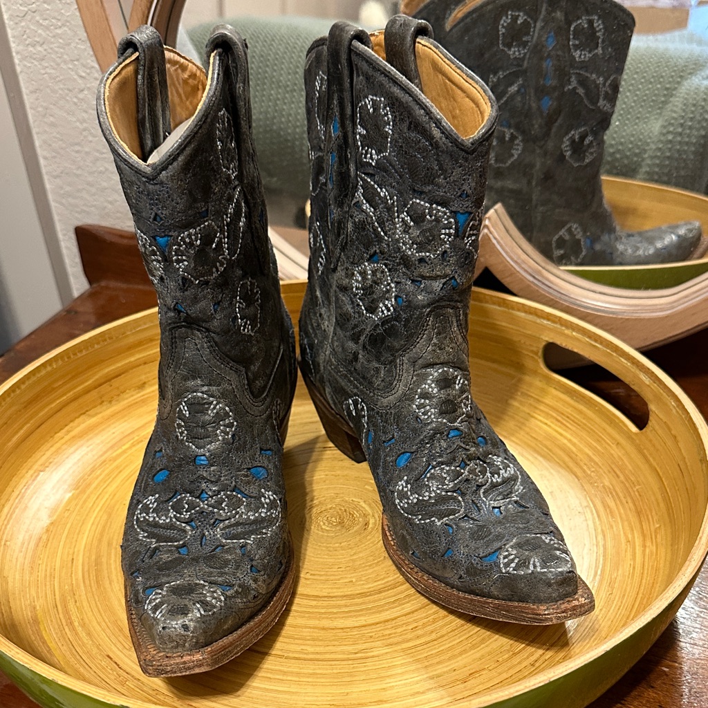 Corral Vintage Embroidered Gray Western Boots